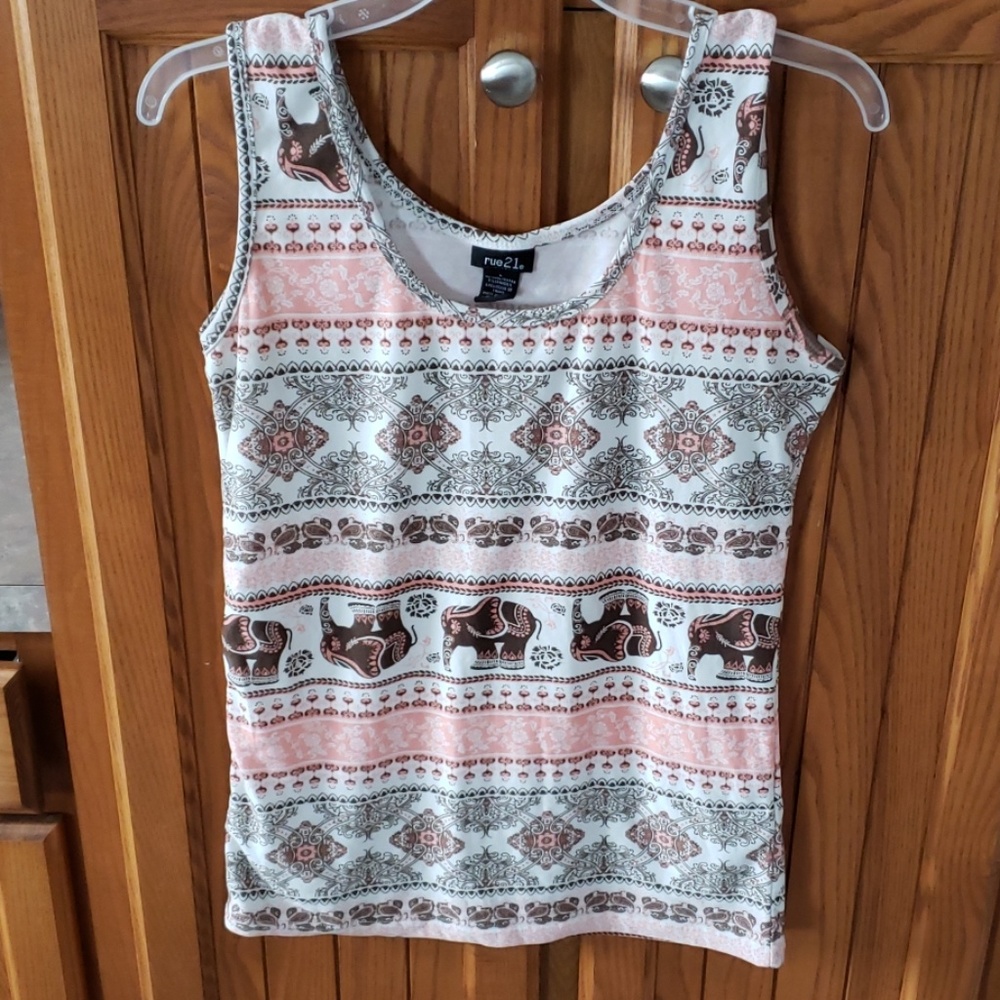 Rue 21 elephant tank top size L
